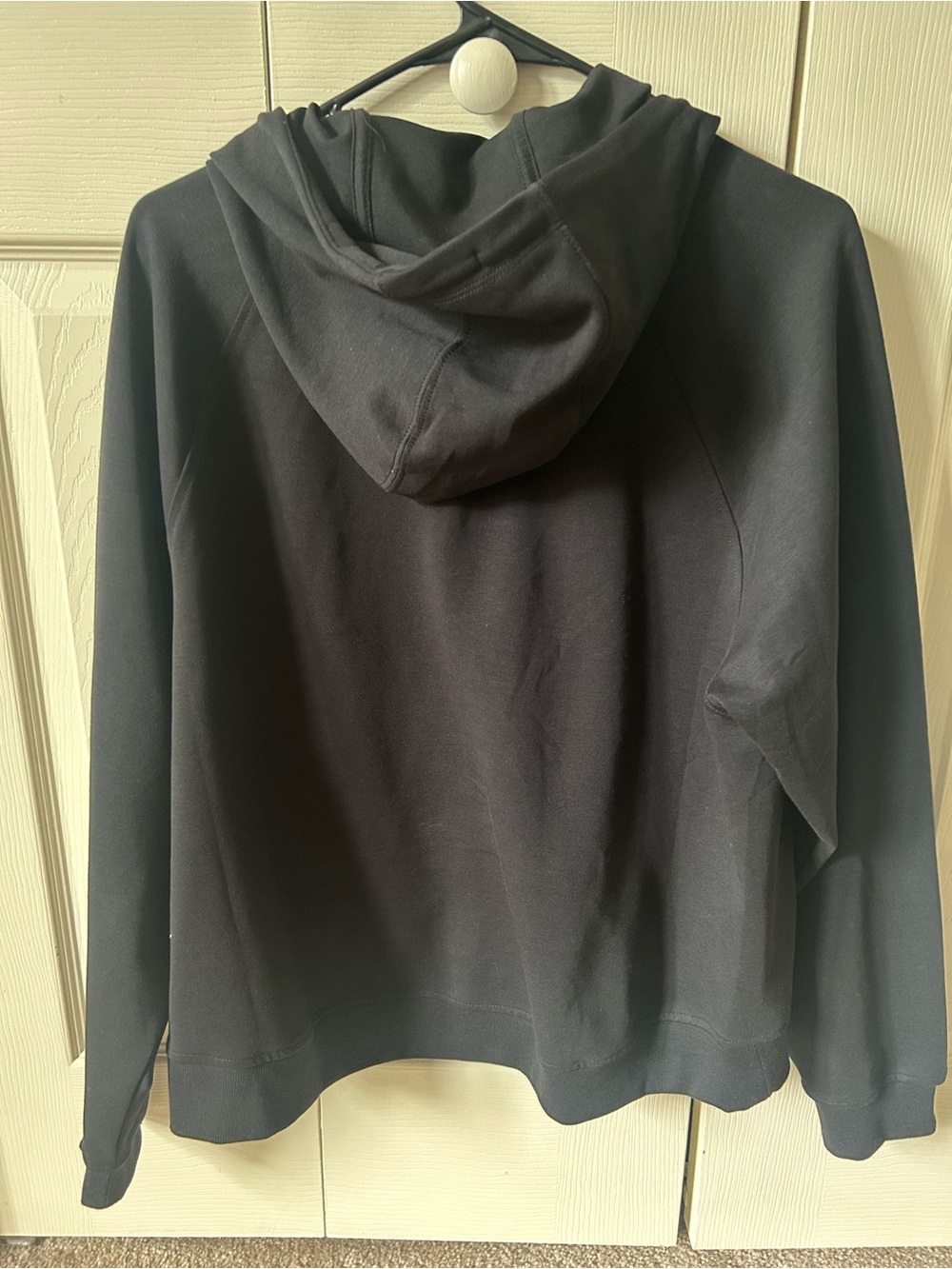 Old Navy Dynamic Fleece Black Zip-Up Hoodie with Hood and Pockets - Picture 4 of 4